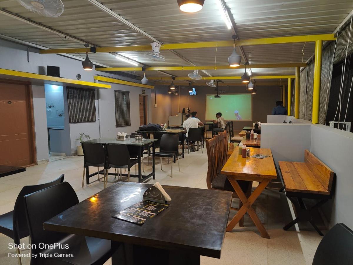 Pristine Inn Manyata Bangalore Exterior photo